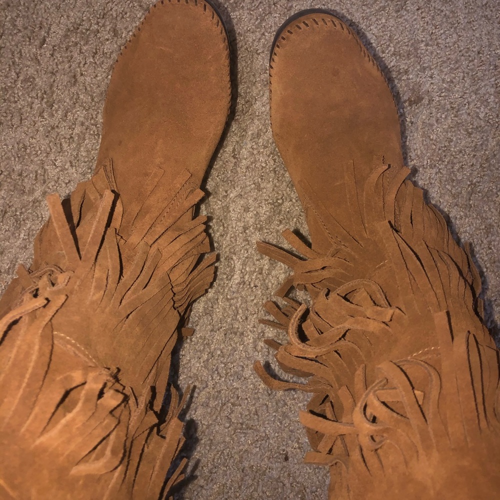 Women’s Minnetonka Boots size 10